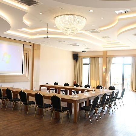 Etno Naselje Vrdnicka Kula Bed & Breakfast Връдник Екстериор снимка