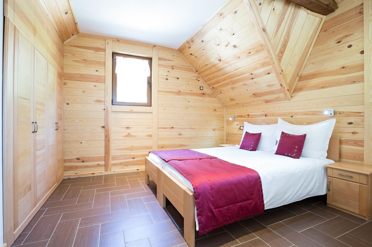 Etno Naselje Vrdnicka Kula Bed & Breakfast Връдник Екстериор снимка