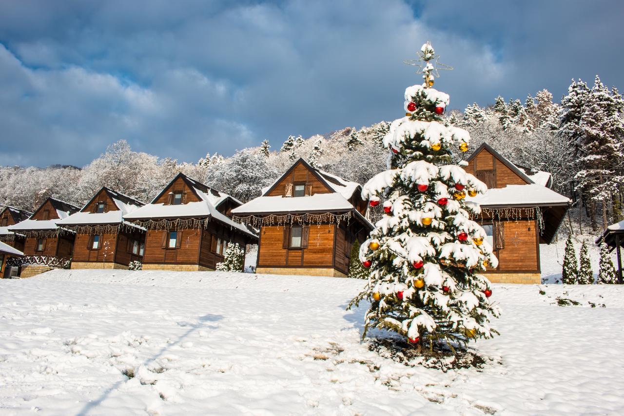 Etno Naselje Vrdnicka Kula Bed & Breakfast Връдник Екстериор снимка